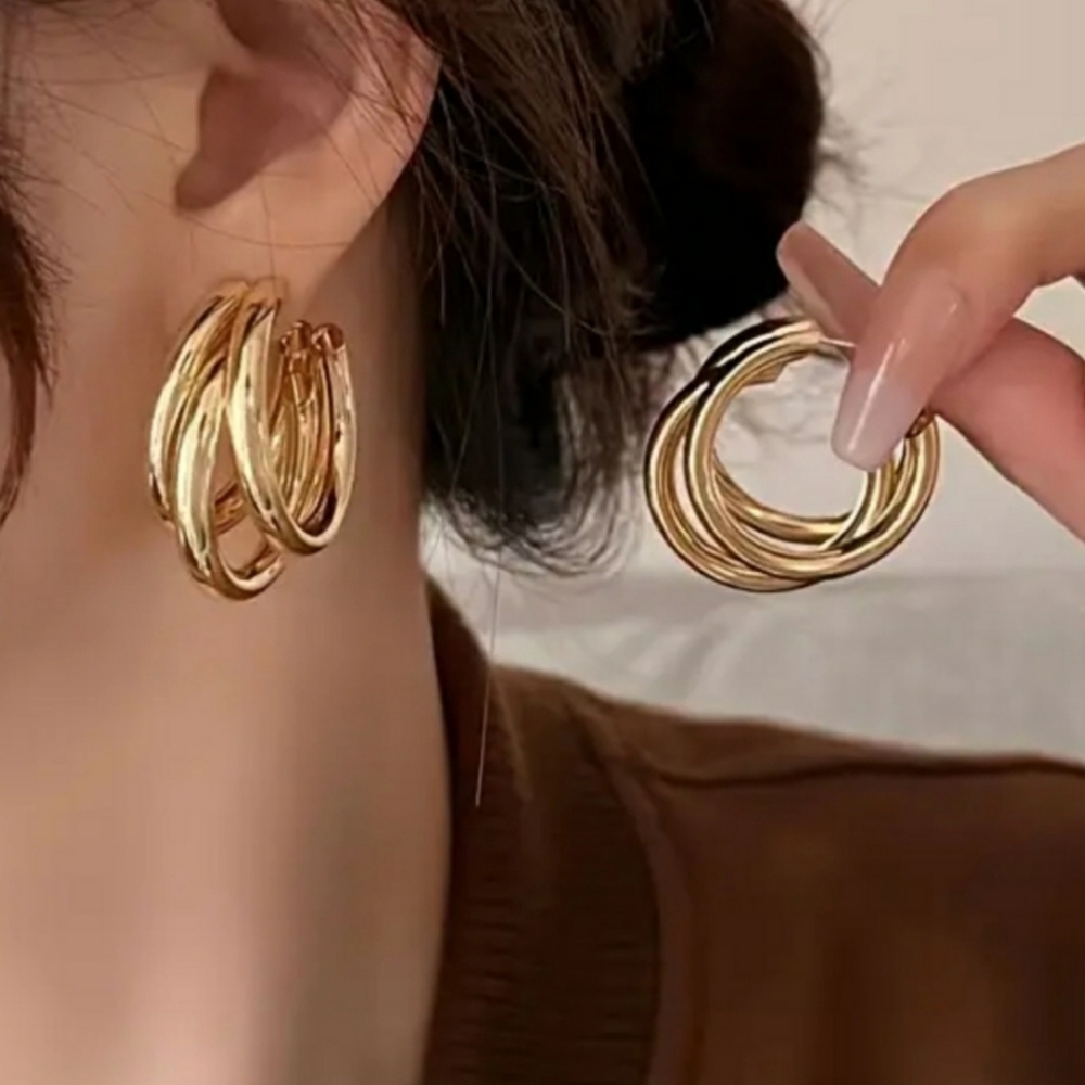 Glossy Gold Hoop Earrings